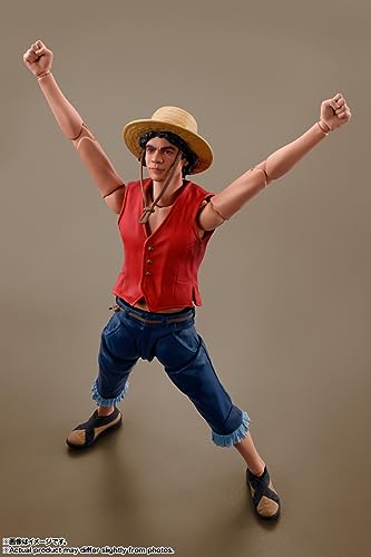 Tamashii Nations Luffy SHFiguarts with optional face for expressive scenes