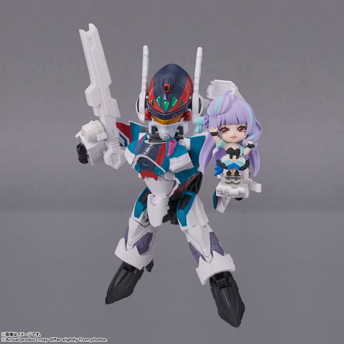 TAMASHII NATIONS Siegfried battroid head close-up for poseable display possibilities