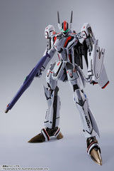 Alto Saotome figure included for authentic Macross collection