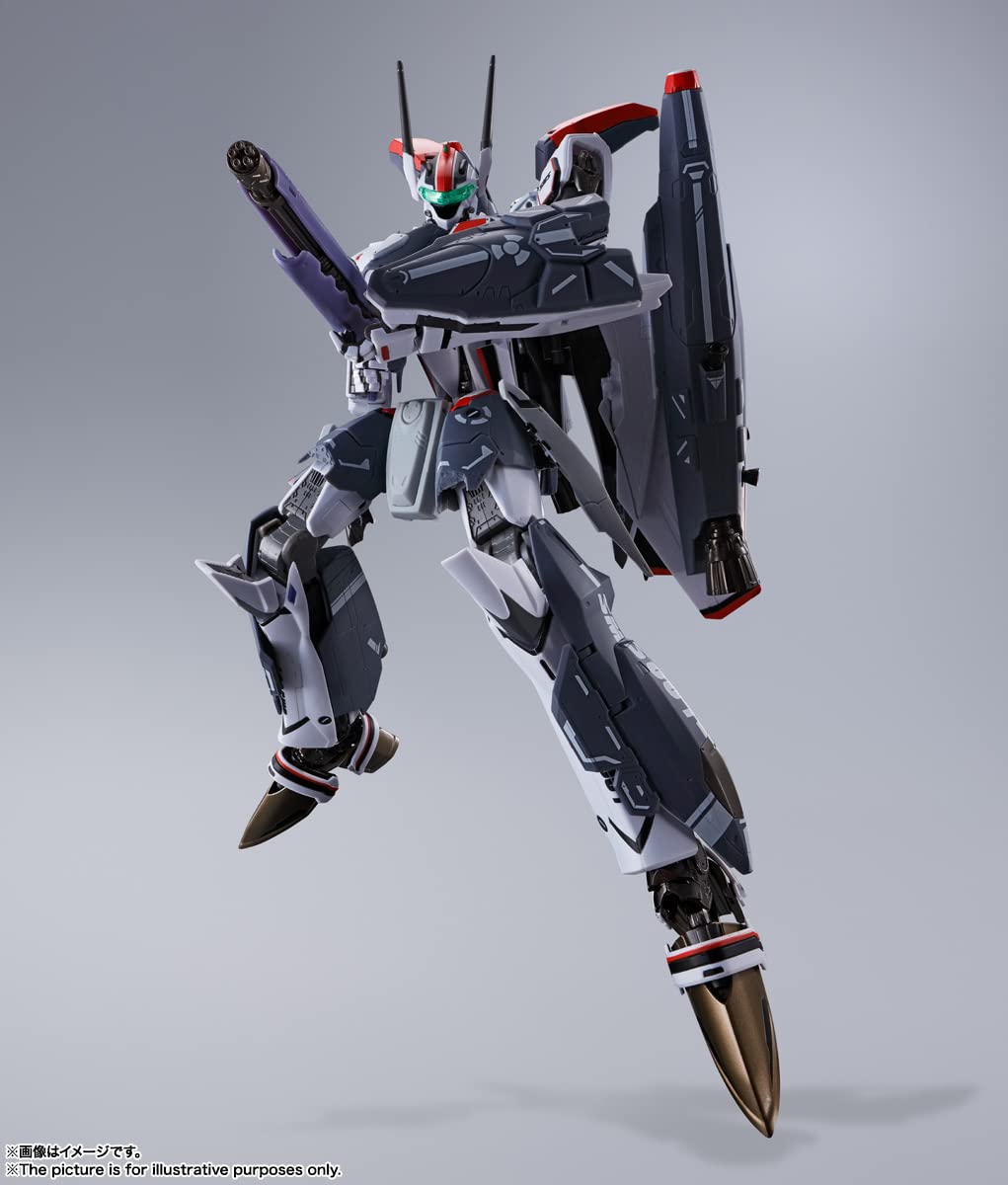 Assault knife accessory included for dramatic posing
