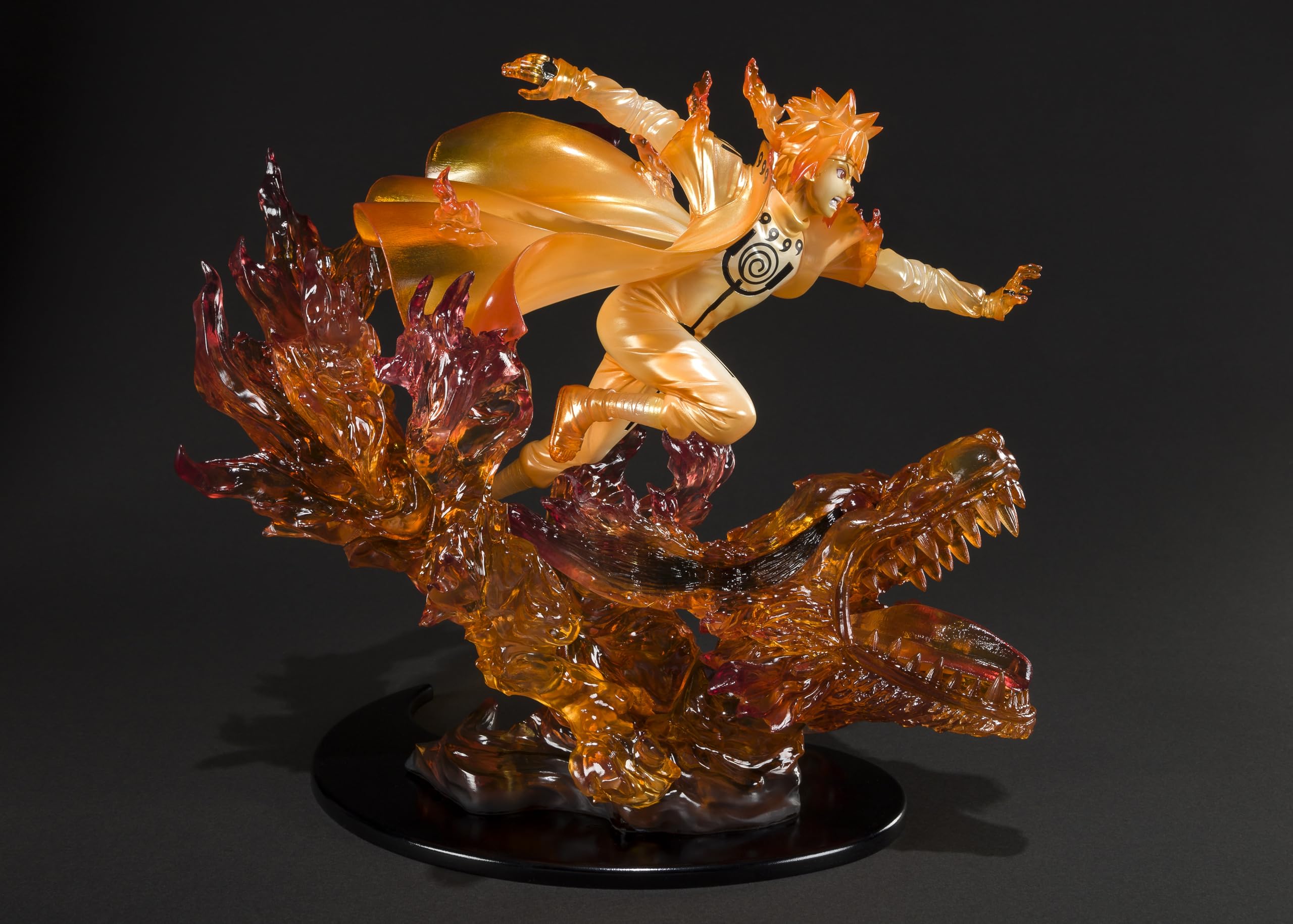 Tamashii Nations Minato Namikaze base setup supports stable, visually striking presentation.