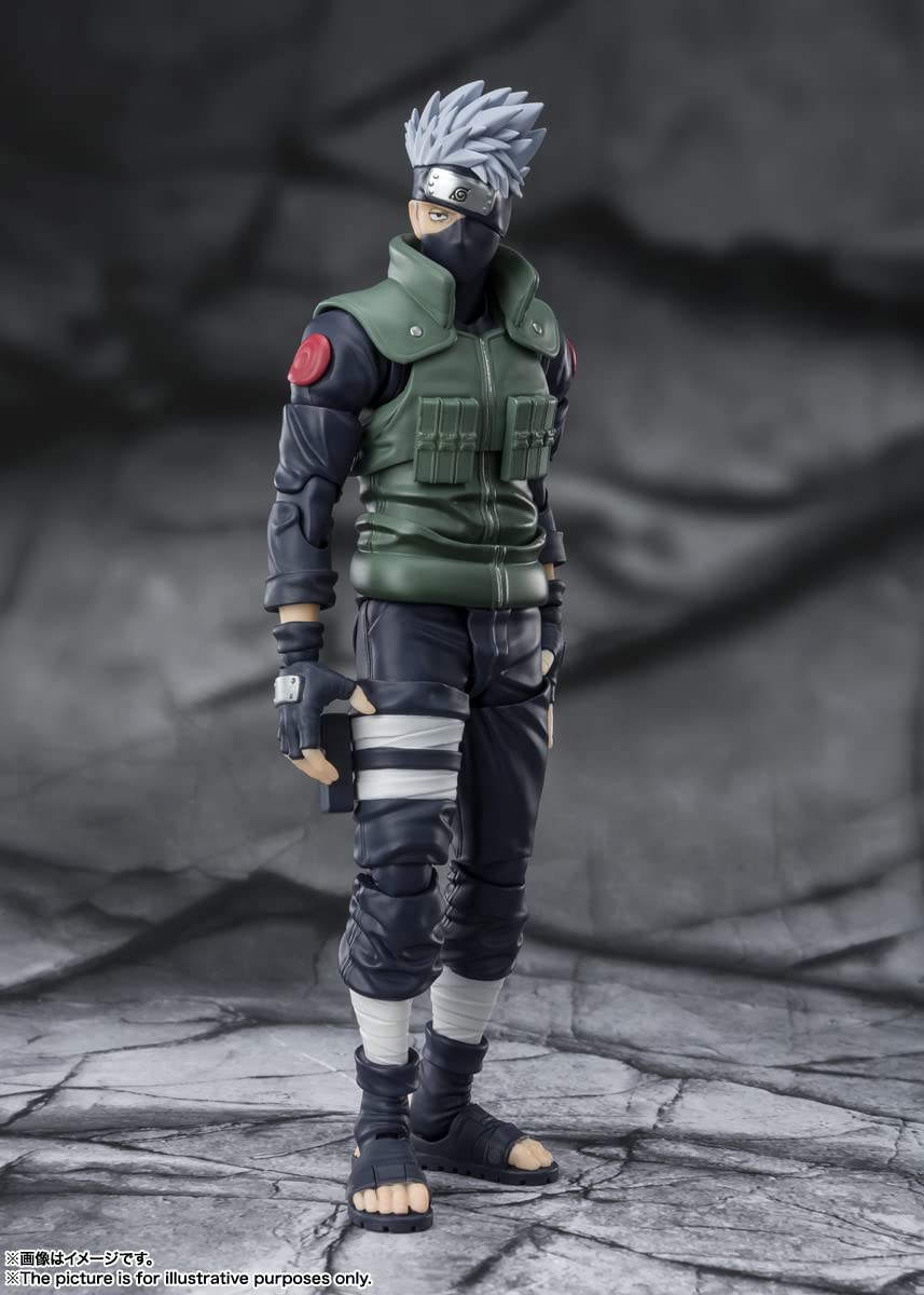 Tamashii Nations Kakashi headband up highlights iconic look for collectors