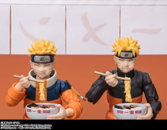 Tamashii Nations tableware parts to complete the ramen scene.