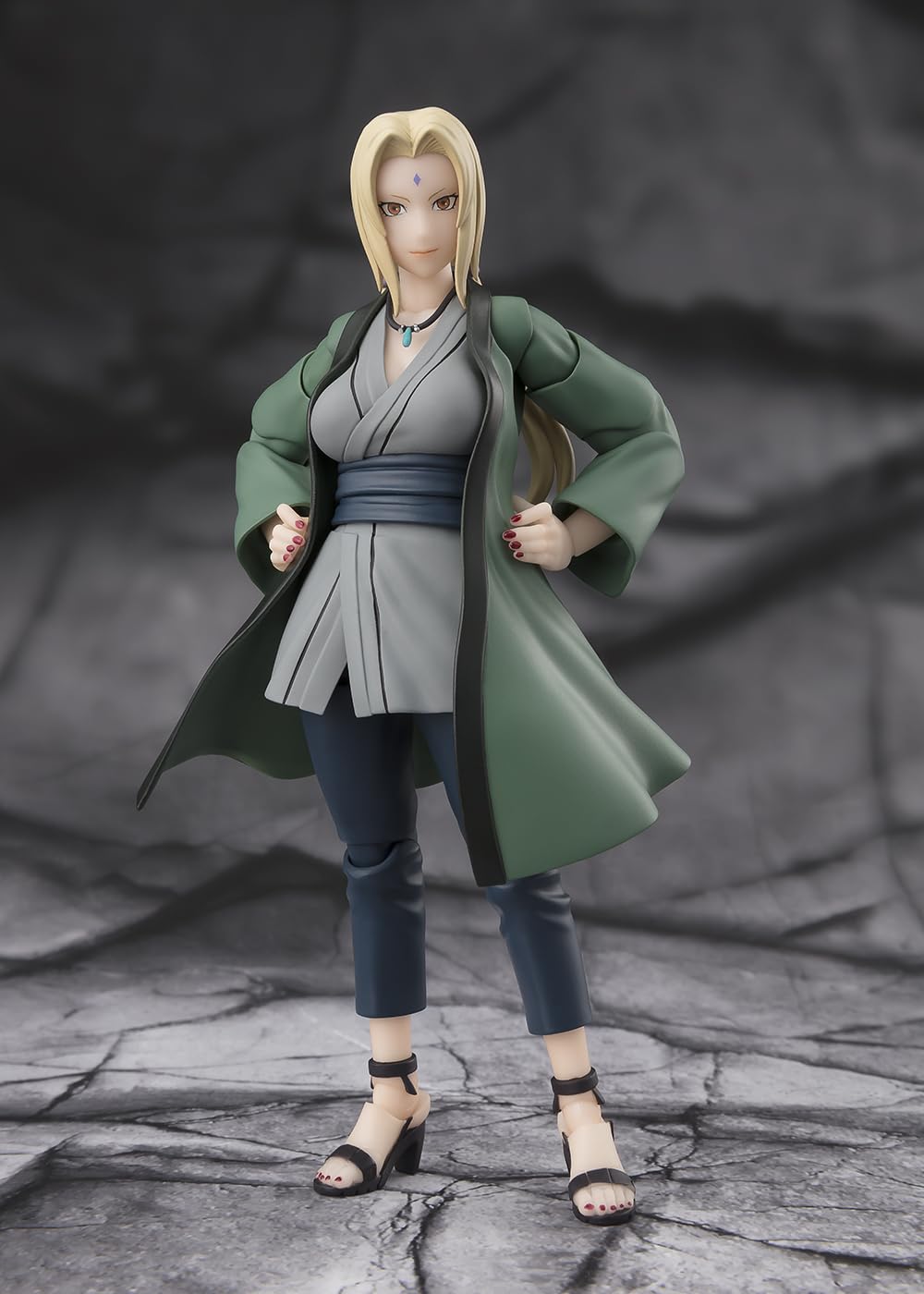 TAMASHII NATIONS Tsunade S.H.Figuarts battle form expression for dynamic dioramas.