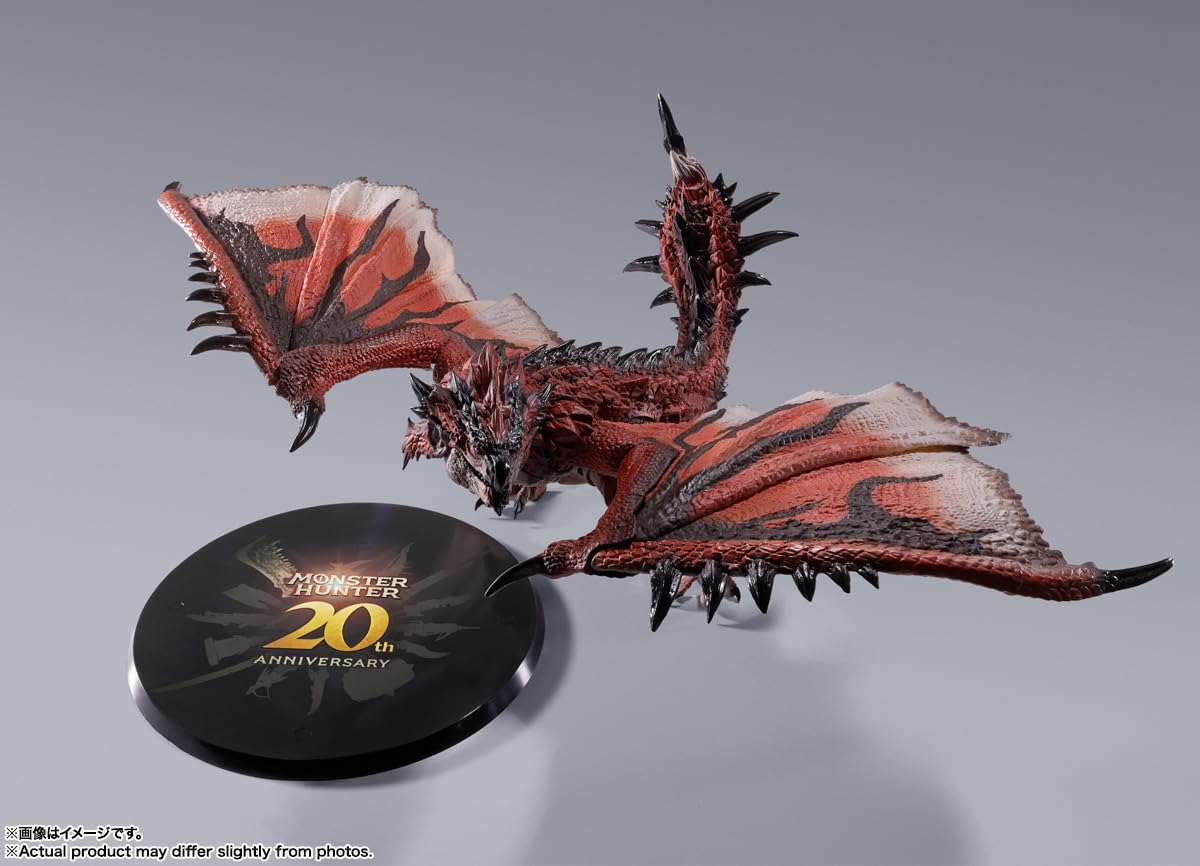 TAMASHII NATIONS Rathalos open wing parts enable dramatic posing.