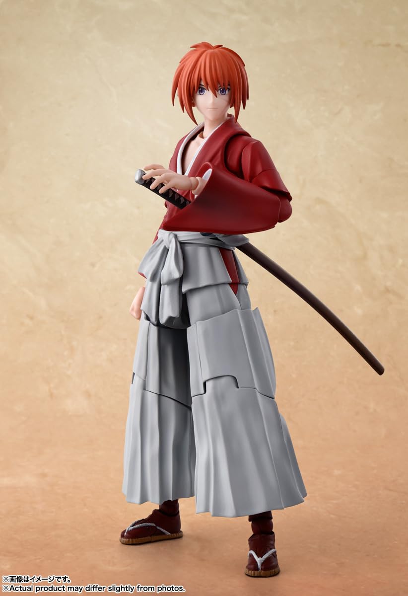 Tamashii Nations Kenshin Himura left-hand poses expand action-ready display options.
