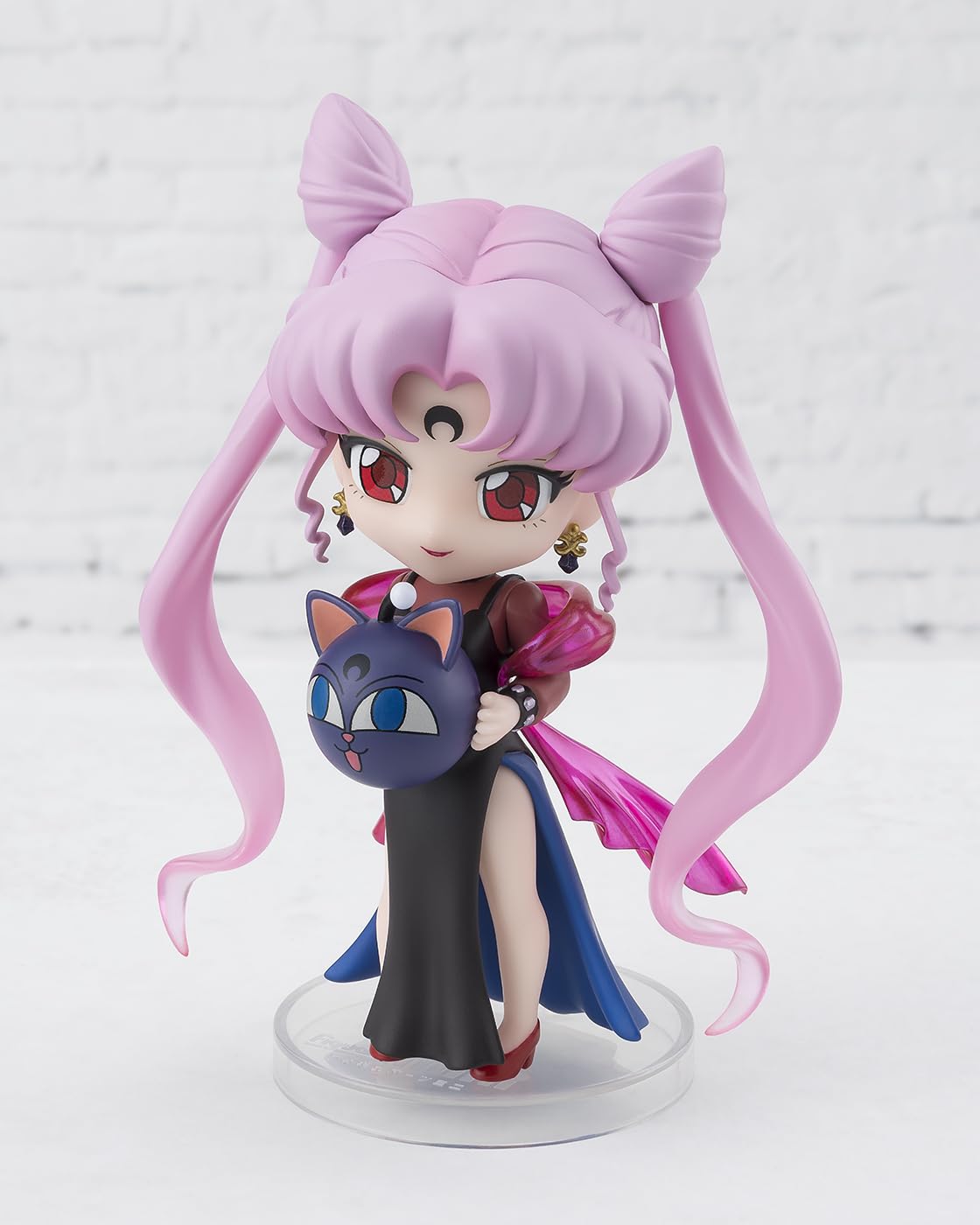 Tamashii Nations Sailor Moon Black Lady Figuarts Mini close-up eyes detail