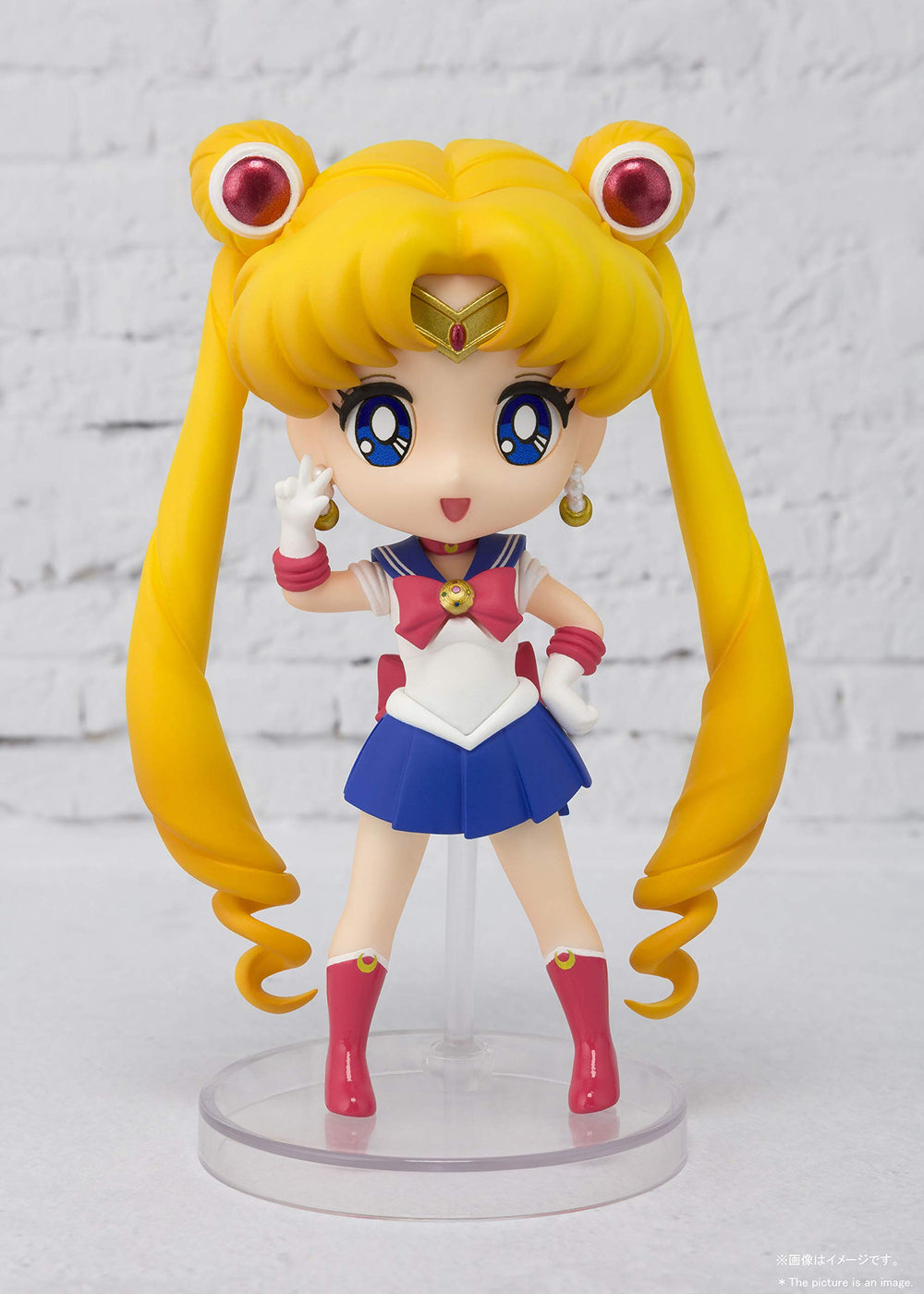 Display stand supports versatile Sailor Moon mini figure poses