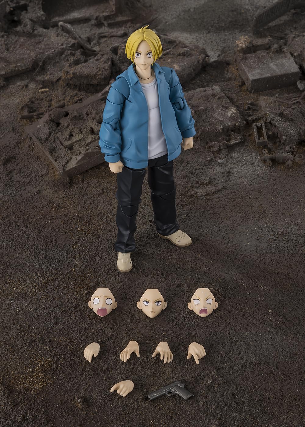 Tamashii Nations Sakamoto Days Asakura Shin interchangeable facial parts for varied expressions.