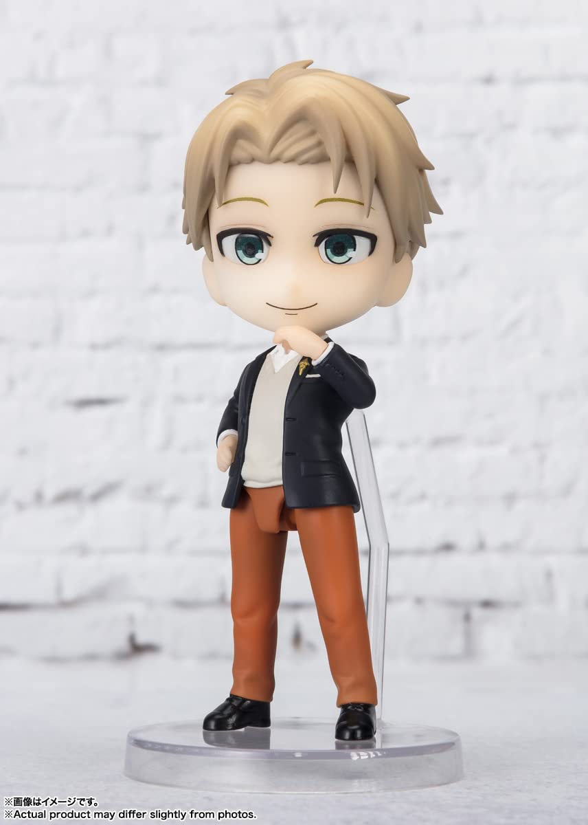 Tamashii Nations Loid Forger pose detail highlighting character expression