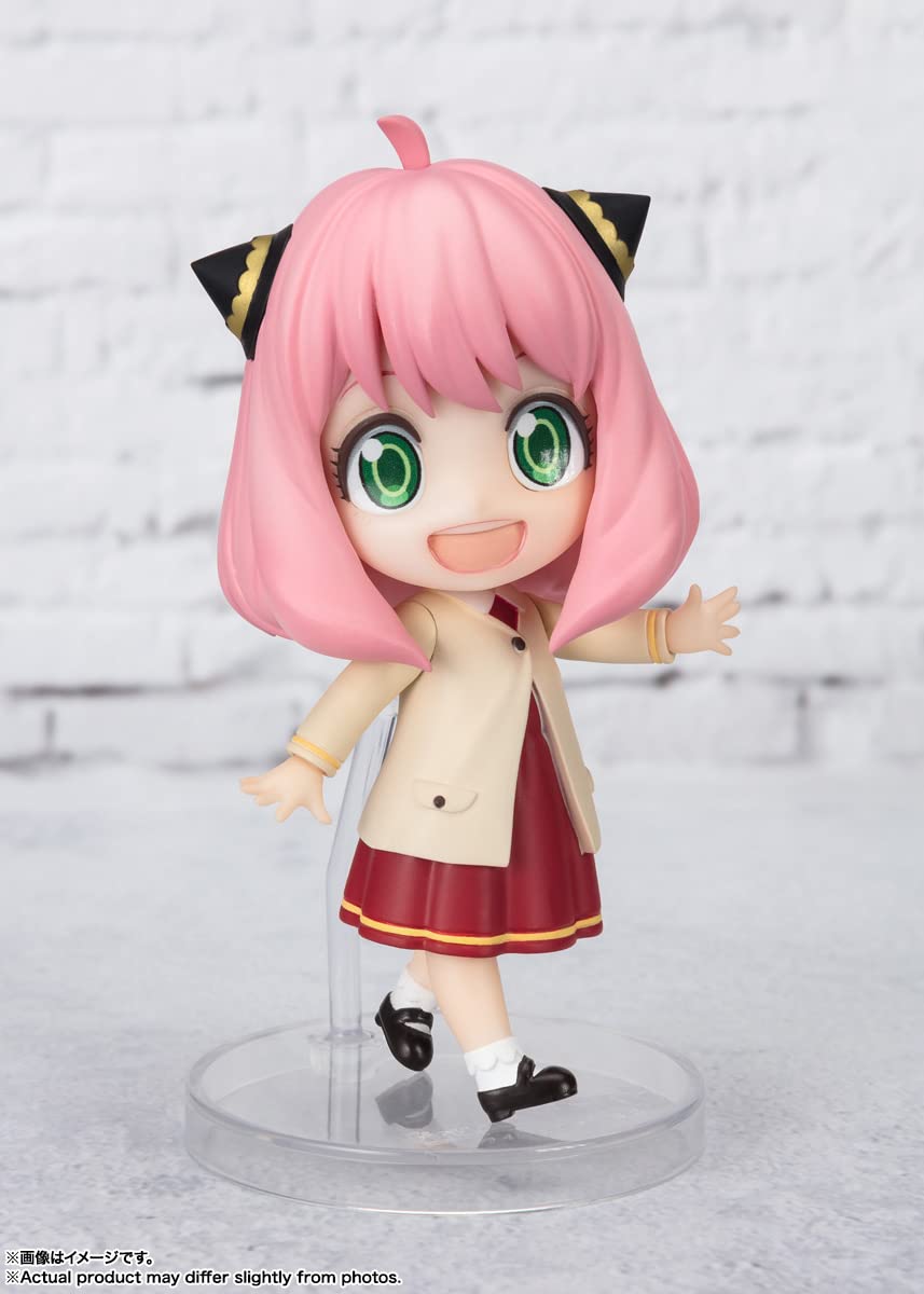 TAMASHII NATIONS Anya Forger Odekeke Outfit close-up eyes highlighting lifelike detail
