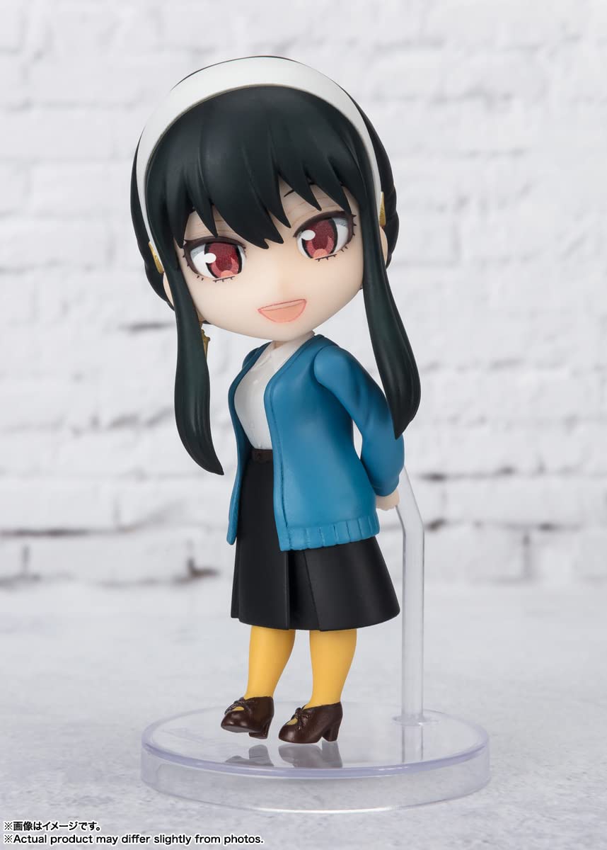 Tamashii Nations Yor Forger Odekeke outfit side view displays compact palm-sized charm