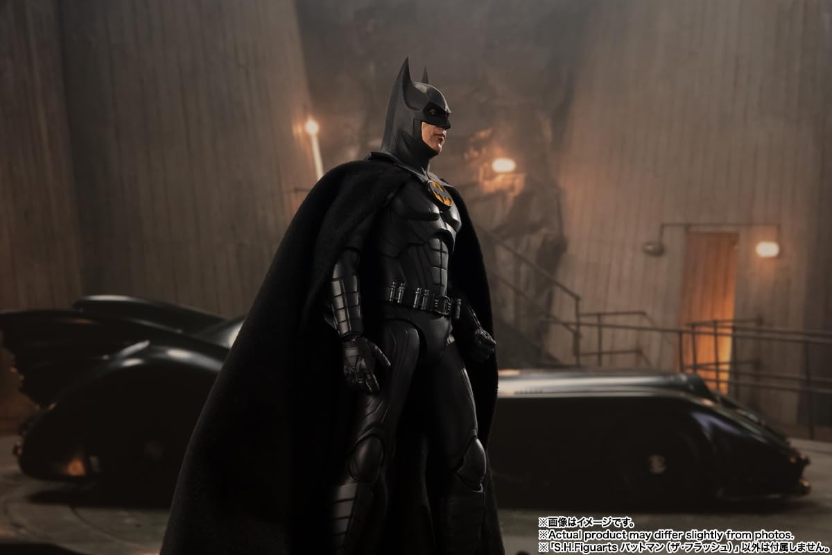 Tamashii Nations The Flash Batman S.H.Figuarts officially licensed packaging and safety