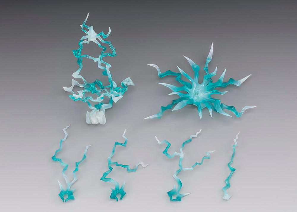 TAMASHII NATIONS Thunder Green Ver set for stage-ready thunder scenes.