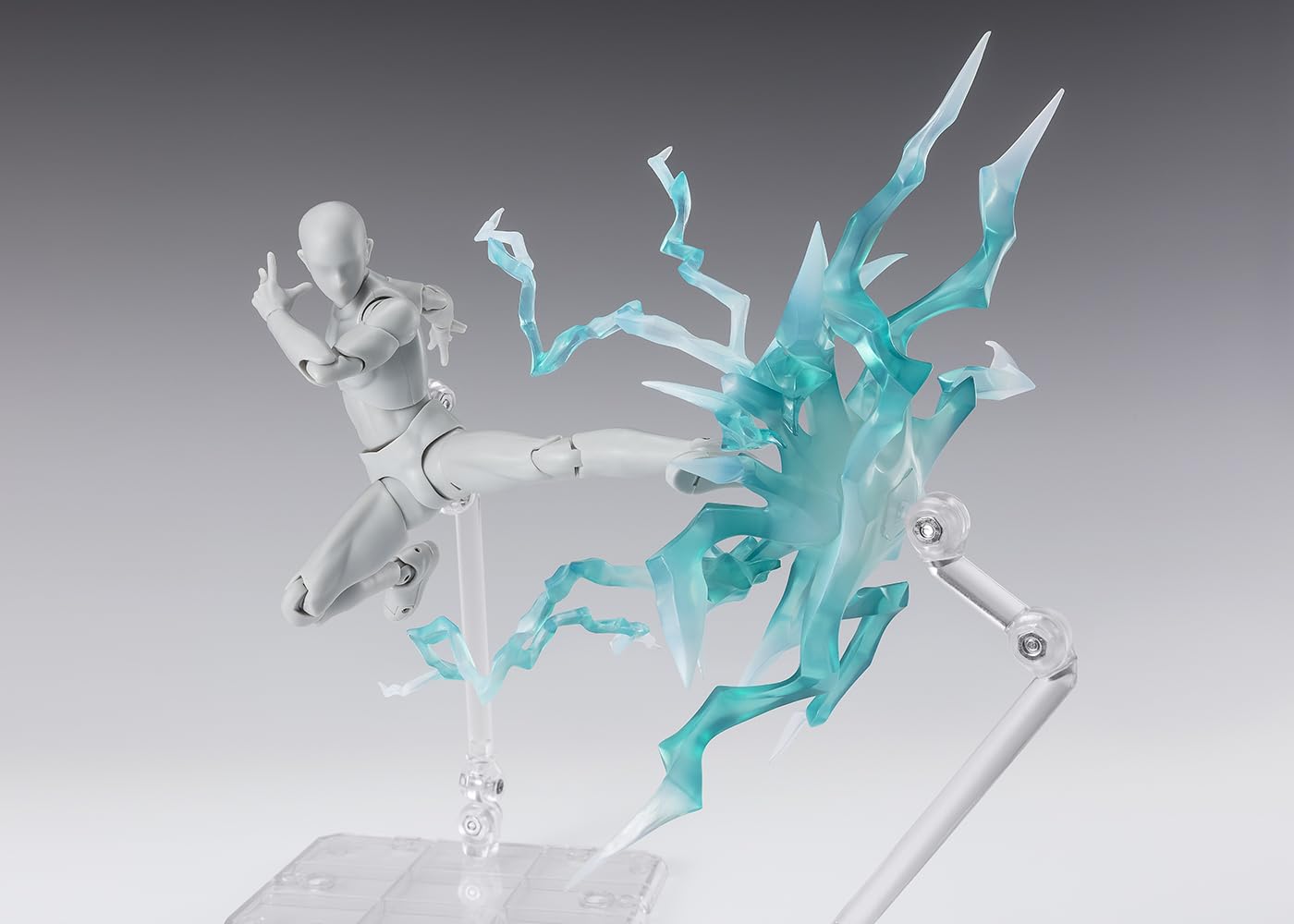 TAMASHII NATIONS official Bandai Namco licensing label on the box.