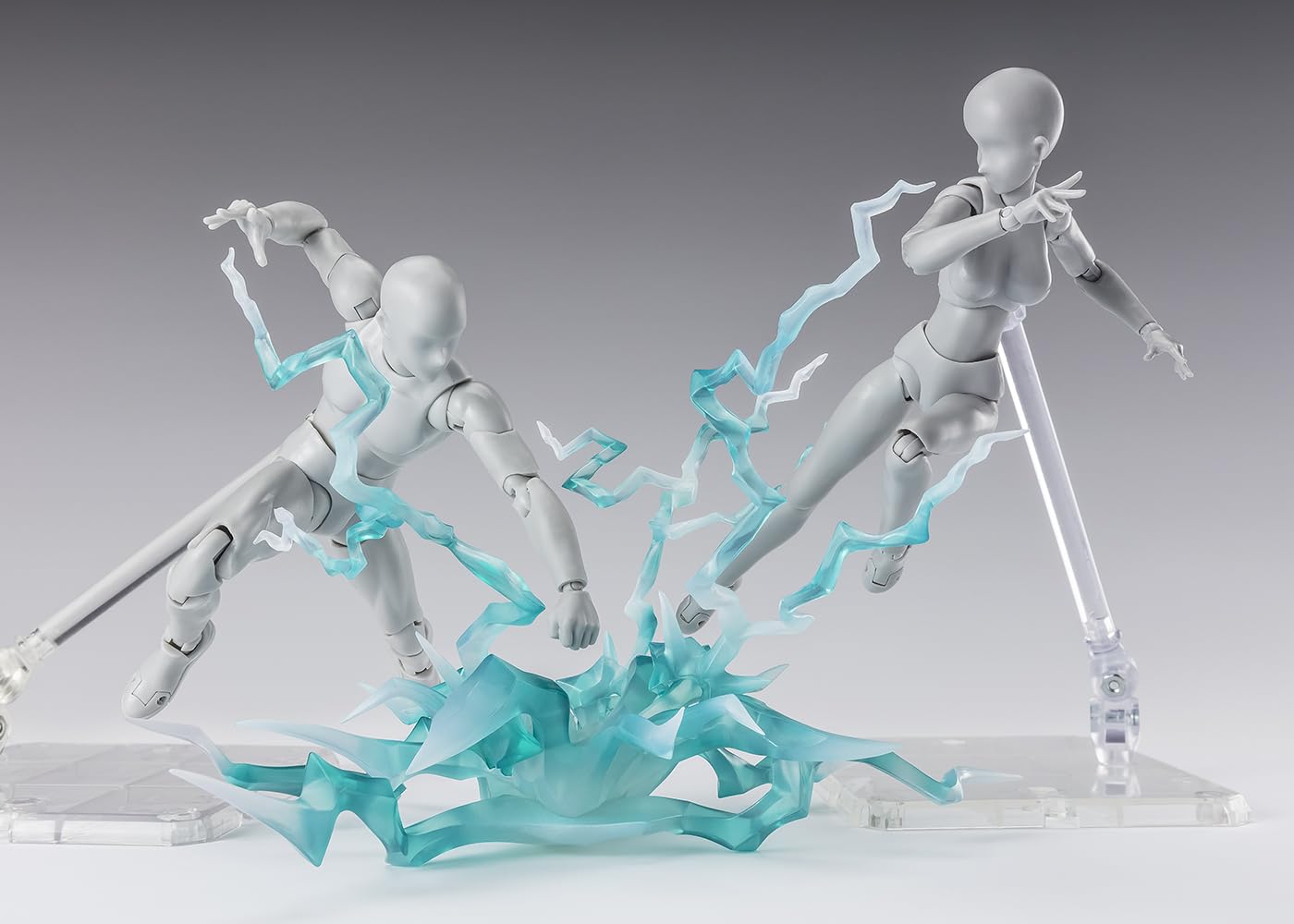TAMASHII NATIONS Thunder Green Ver unpacked box showing six parts.