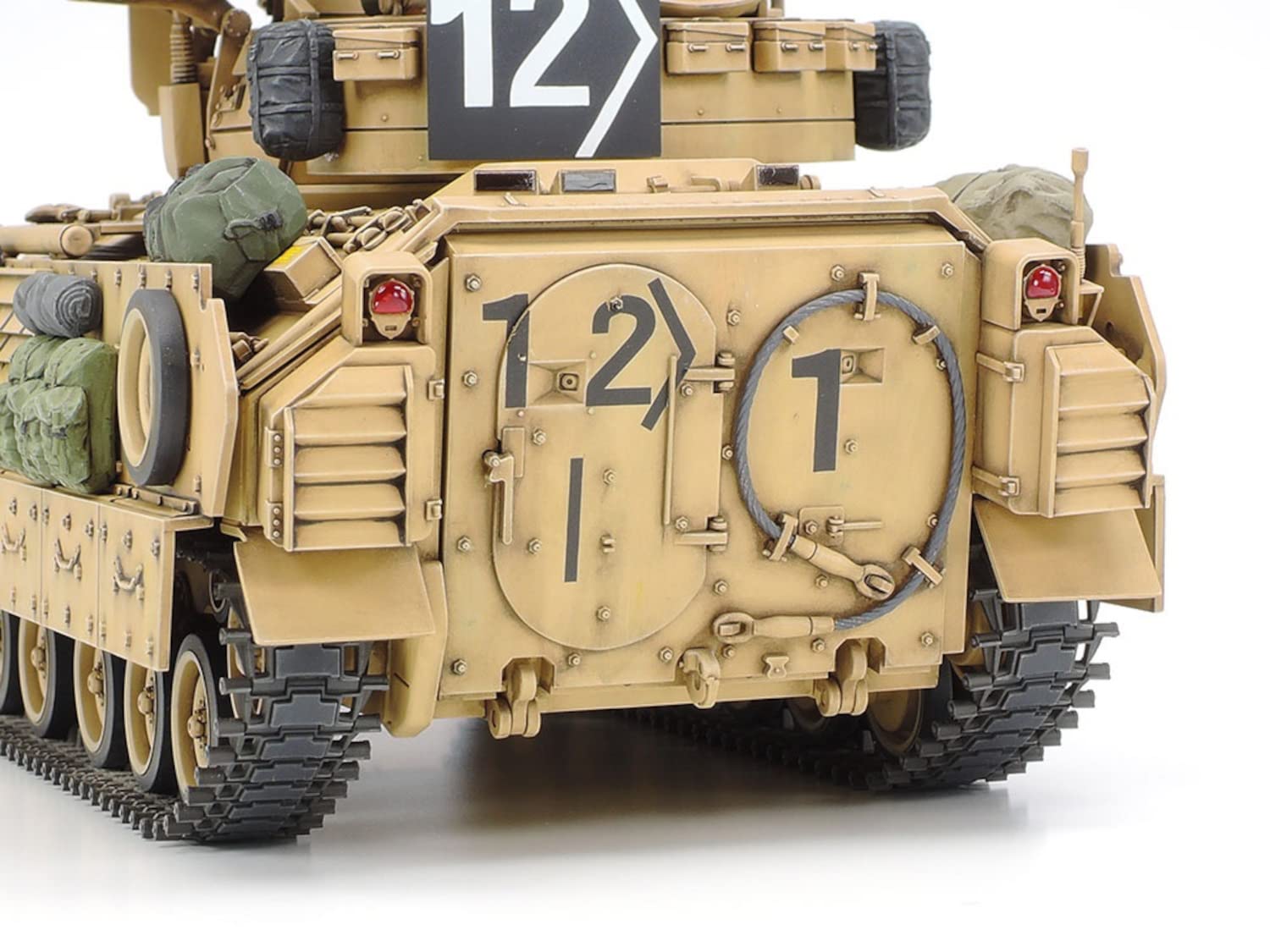 TAMIYA Desert Storm M2A2 ODS track pads enhance durability and realism