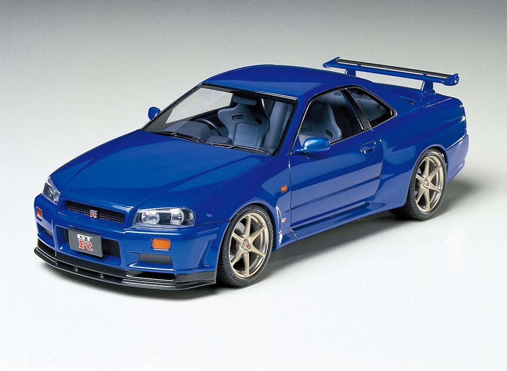Display-ready setup options for the Skyline GT-R R34 model.