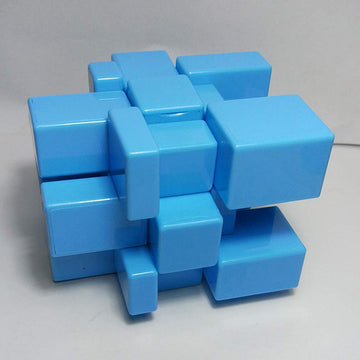 TANCH SS Mirror Speed Cube 3x3 blue outer surface emphasizes bright color.