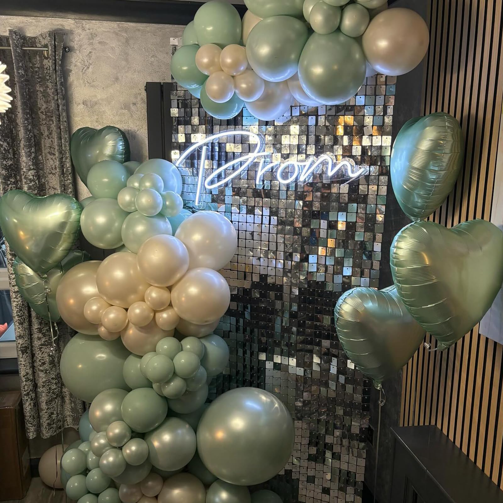 TAOYE light green heart-shaped mylar balloons floating for festive scenes.