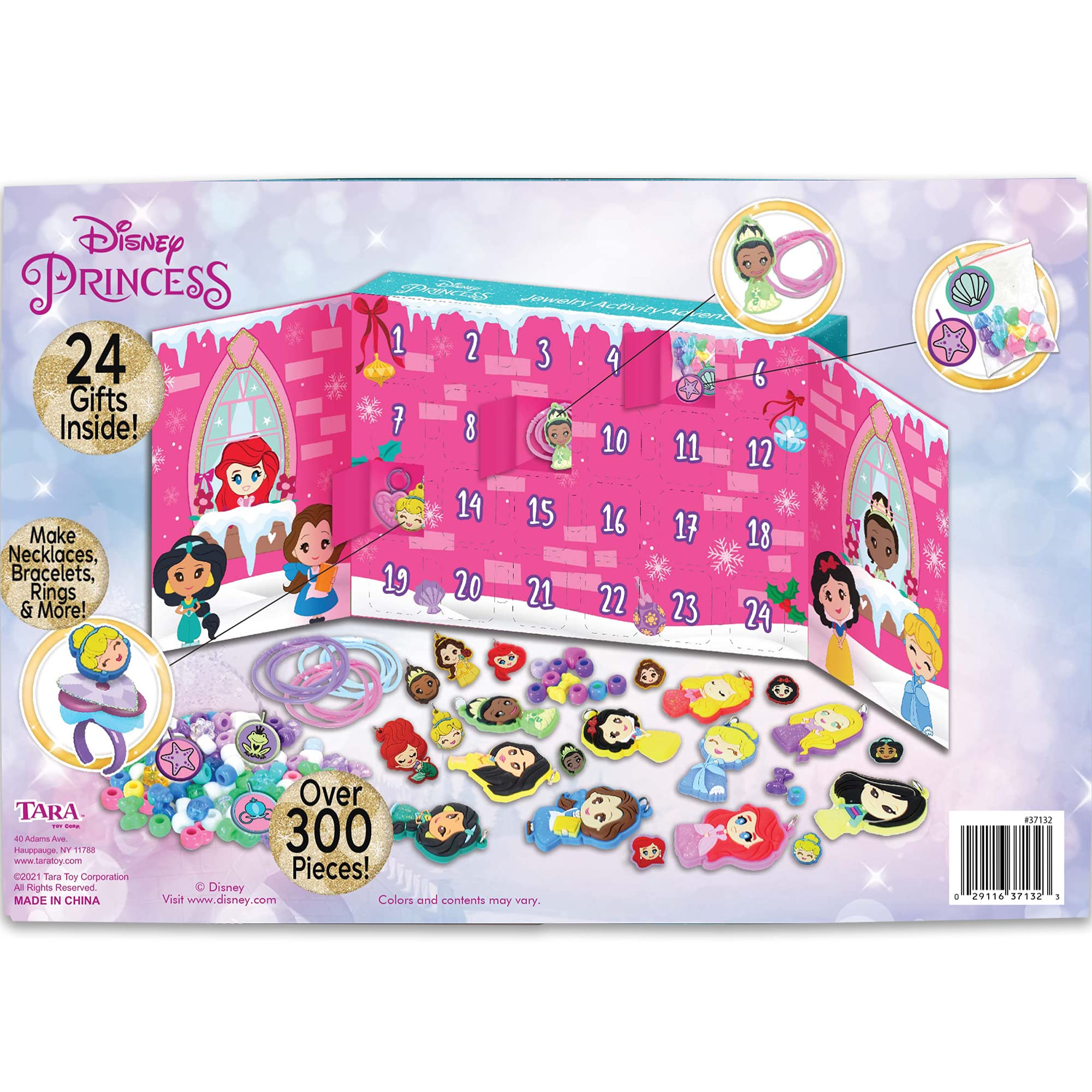 Kids creating jewelry with Tara Toys Disney Princess advent calendar pieces