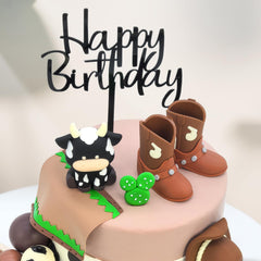 Tarocynn birthday cake topper creates memorable, festive moments.