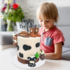 Tarocynn party decor set coordinates cake styling across the table.