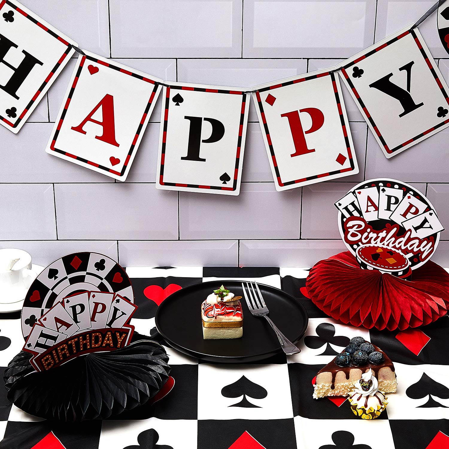 Tatuo durable plastic poker table linen suitable for game night