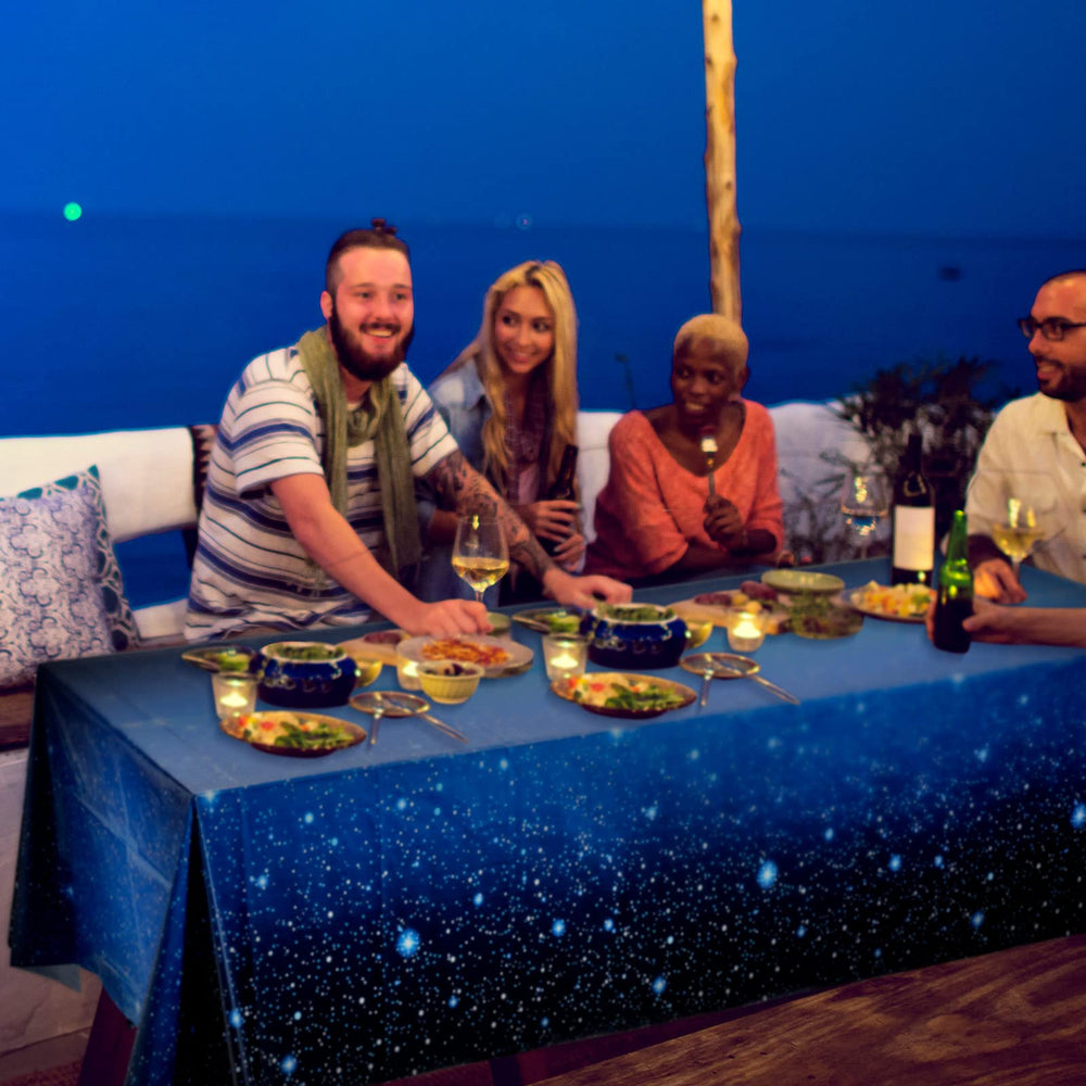 Tatuo space-themed cover creates memorable birthday table settings.