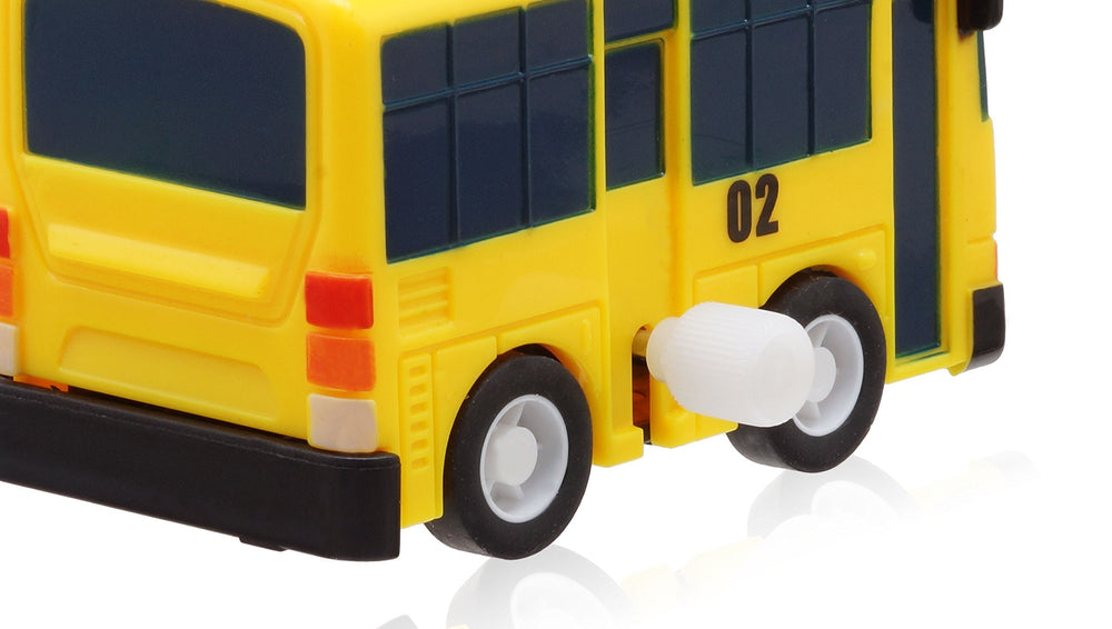 Tayo the Little Bus gift-packaging wind-up set ready for gifting.