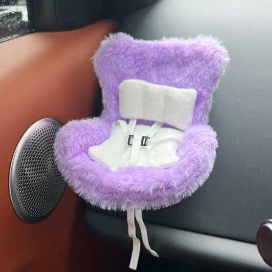 TDDS9 doll car seat with plush base for 15-17cm dolls, cozy travel comfort.