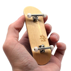 Teak Tuning 32mm Pro fingerboard deck in classic maple for smooth pops
