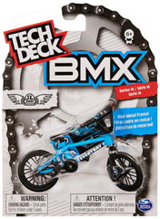 Tech Deck ramps compatibility to create your own mini skatepark.