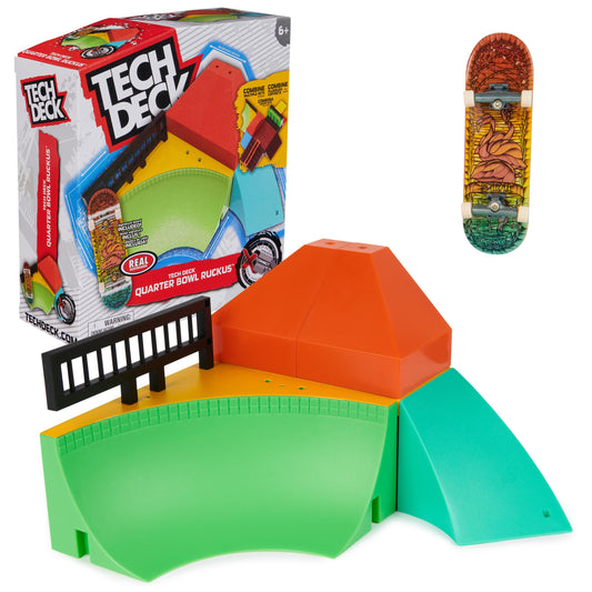 TECH DECK Quarter Bowl Ruckus triangle ramp for versatile fingerboard setups
