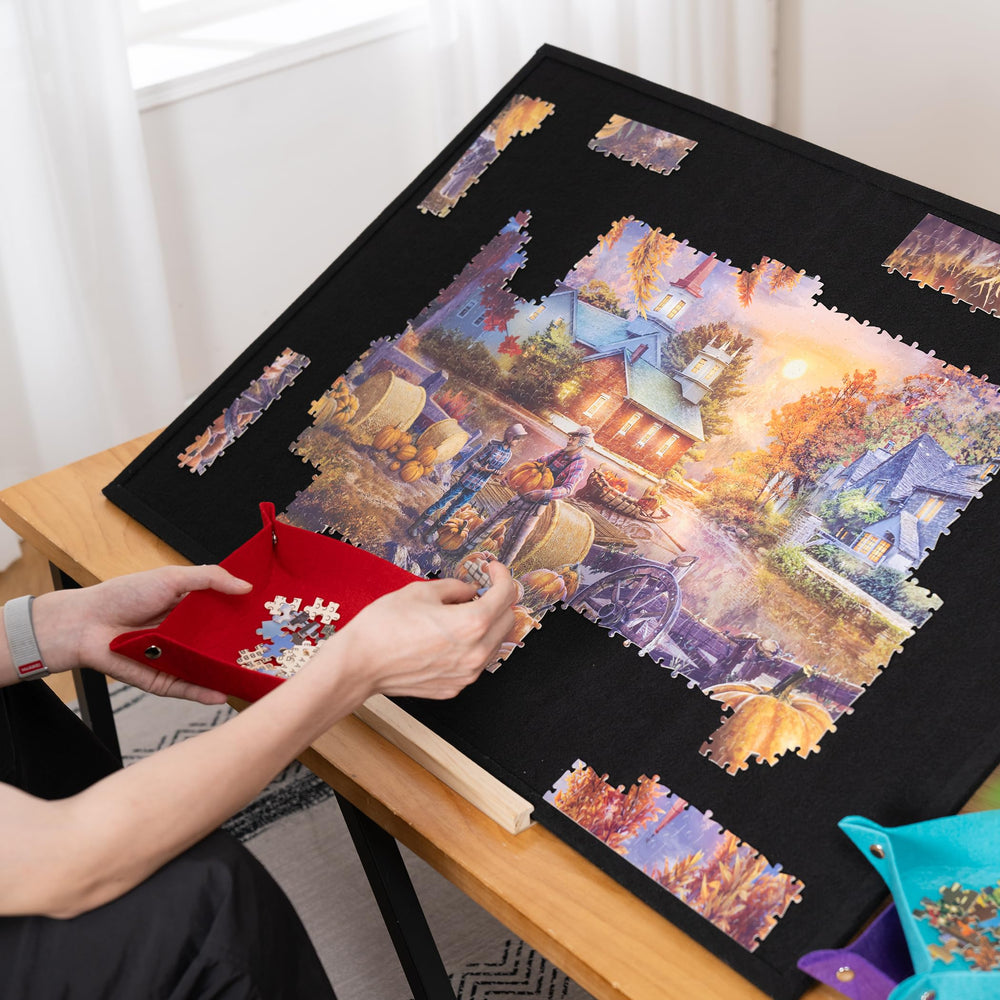 Tektalk usable area of 35.4 by 24 inches fits most 1500-piece puzzles.