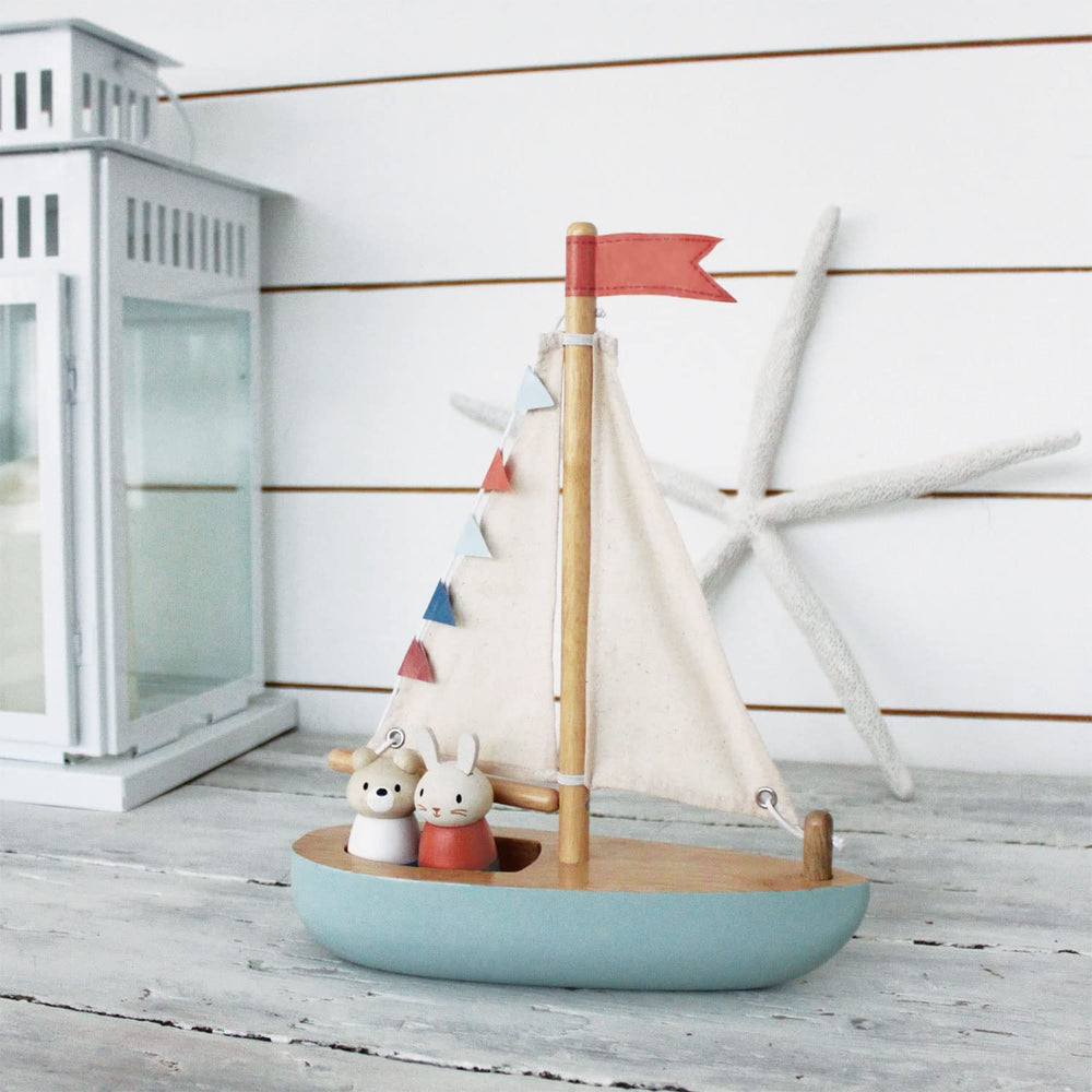Tender Leaf Sailaway Boat packaging shot illustrates easy setup for family play sessions