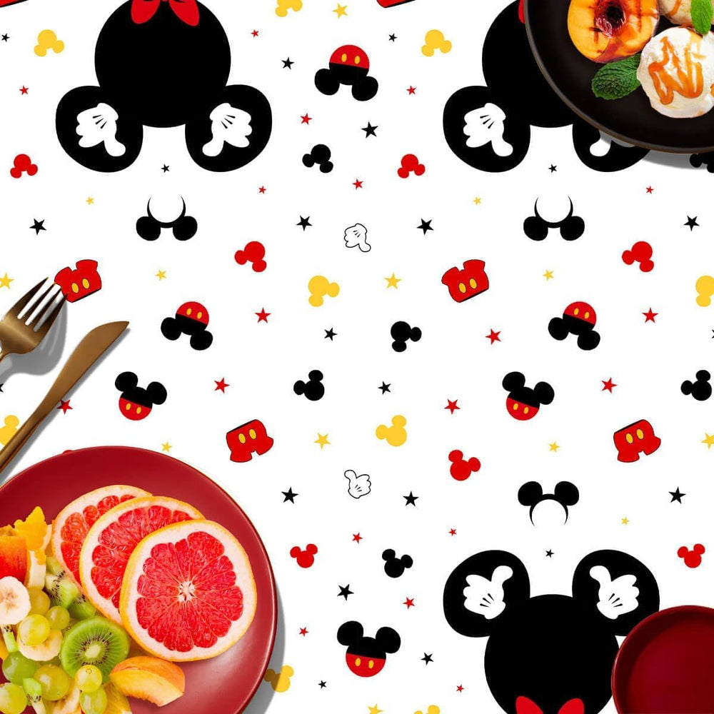 Tewess eco-friendly plastic tablecloth supports spills and quick disposal.