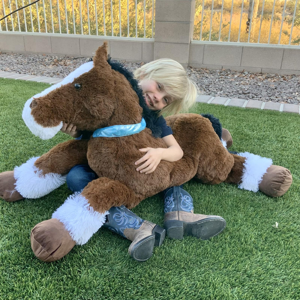 Tezituor chocolate horse plush with pink reins for lifelike play and décor.