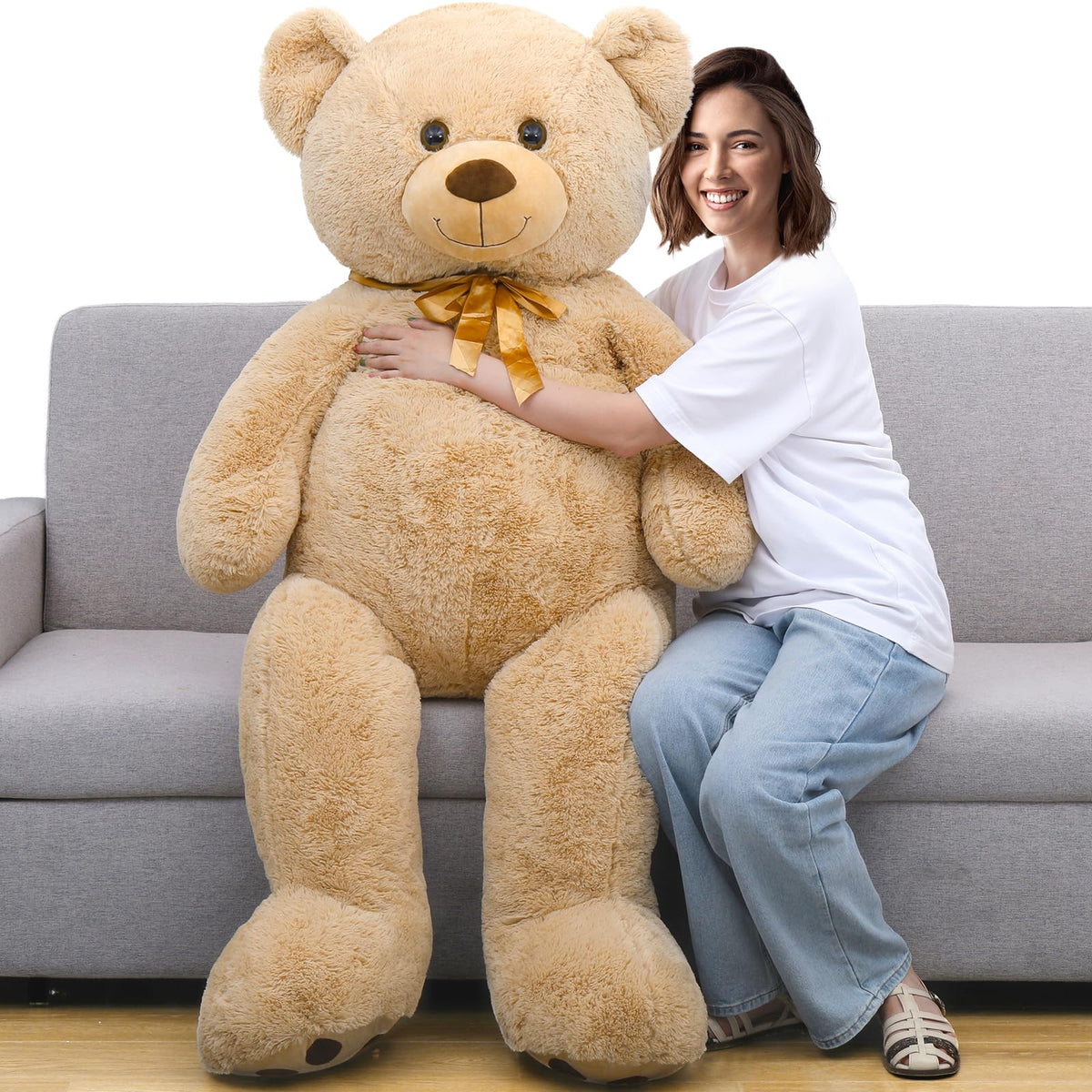 Tezituor giant teddy bear close-up of the face, inviting hug-ready plush