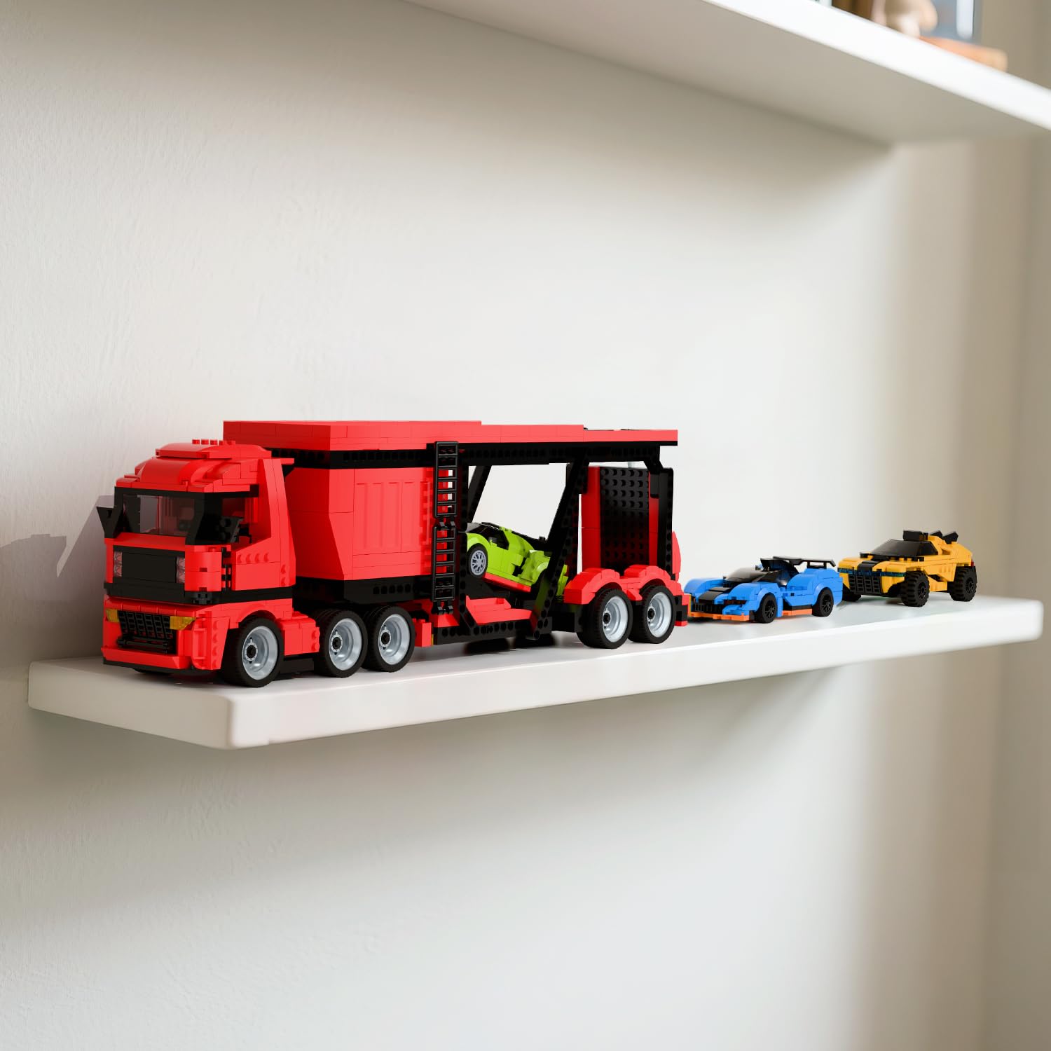 TG BLOCKS Micro Brick Car Transporter build, play, and display option.