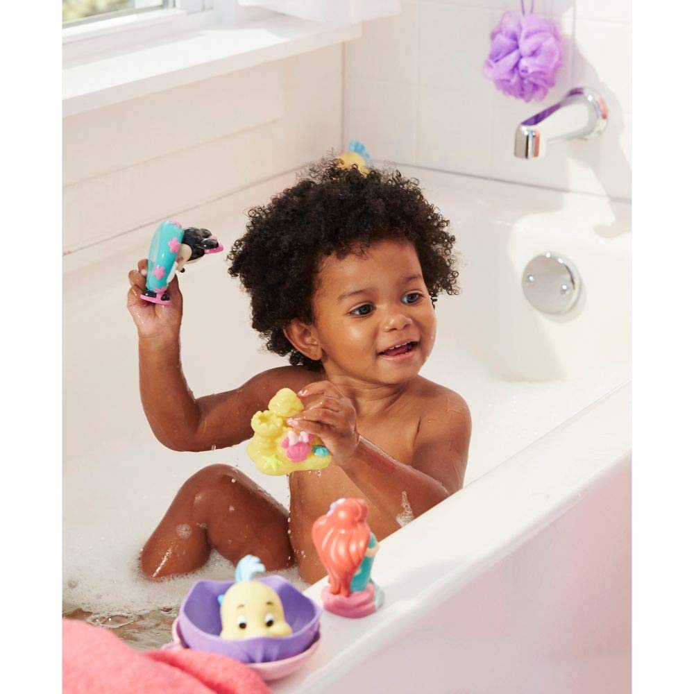 Three-pack Minnie Mouse squirties set for tub, pool, or room-based play.