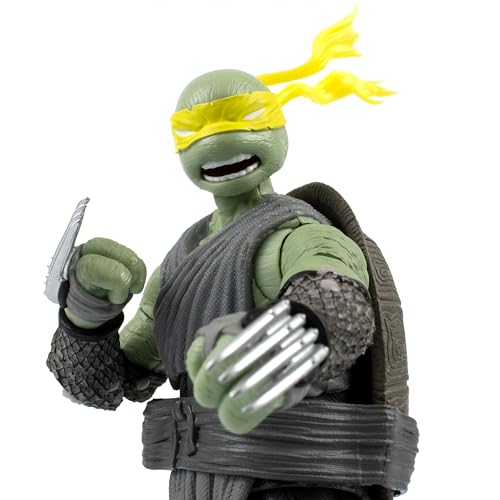 The Loyal Subjects Jennika dark turtle shell mirrors IDW-inspired detailing.