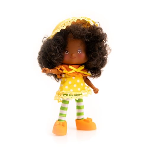 The Loyal Subjects Orange Blossom doll hair play and bright outfit inspire imaginative fashion moments.