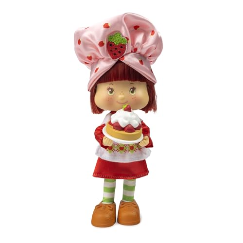 Strawberry Shortcake scented hair detail adds sensory fun during styling.