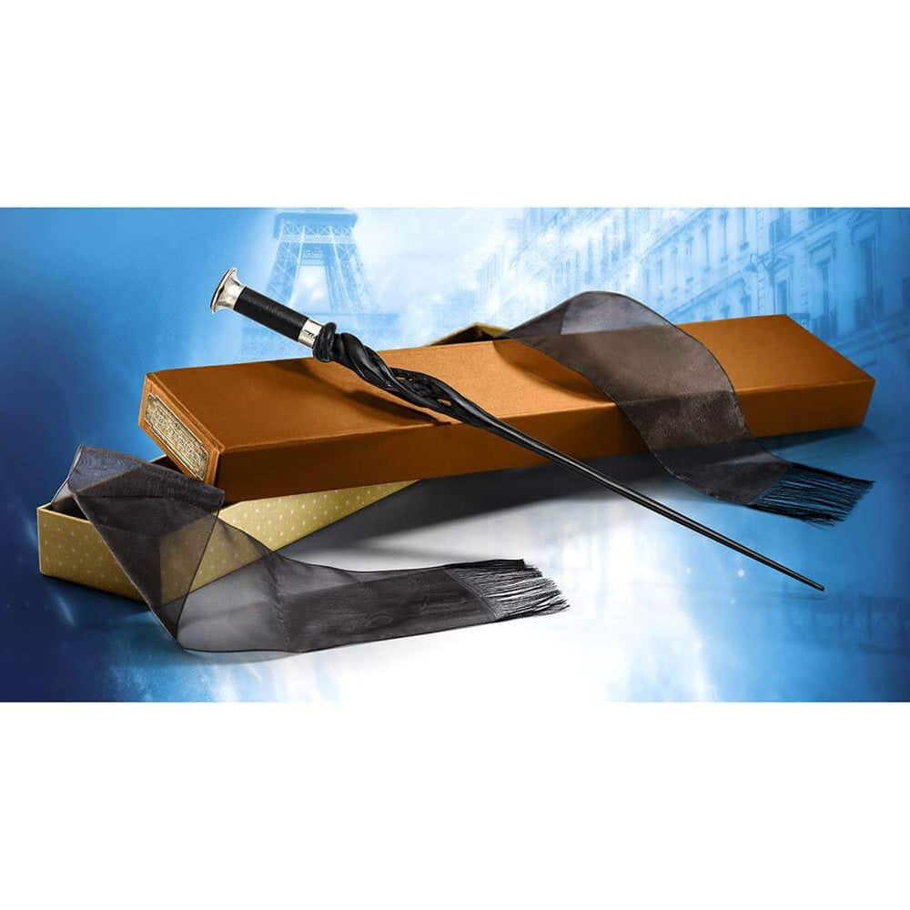 The Noble Collection Dumbledore Wand 1-1 replica, perfect for authentic cosplay props.
