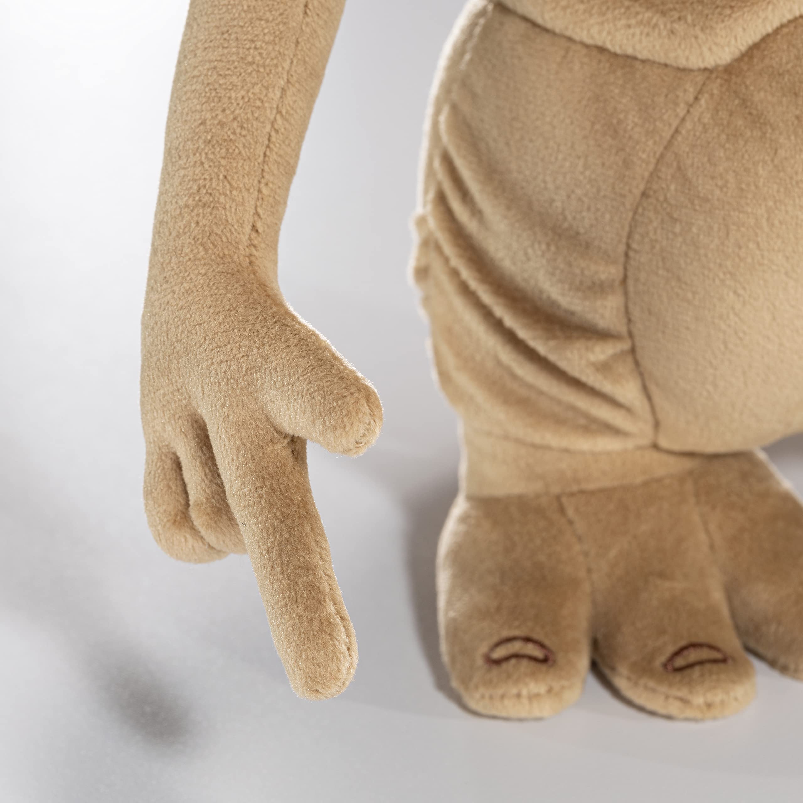The Noble Collection ET Plush cozy cuddle scene suggests a perfect fan gift.