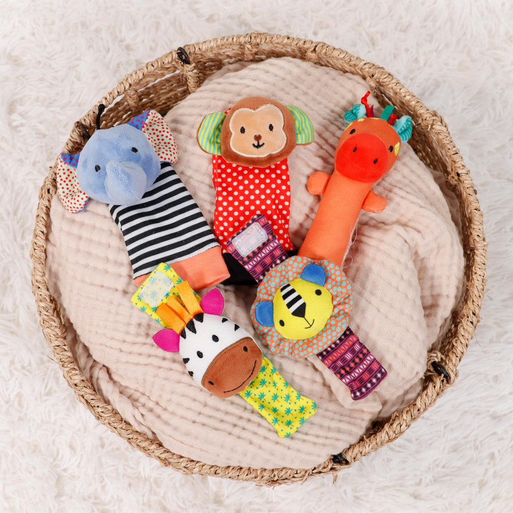 The Peanutshell soft materials ensure gentle touch and easy machine washing.