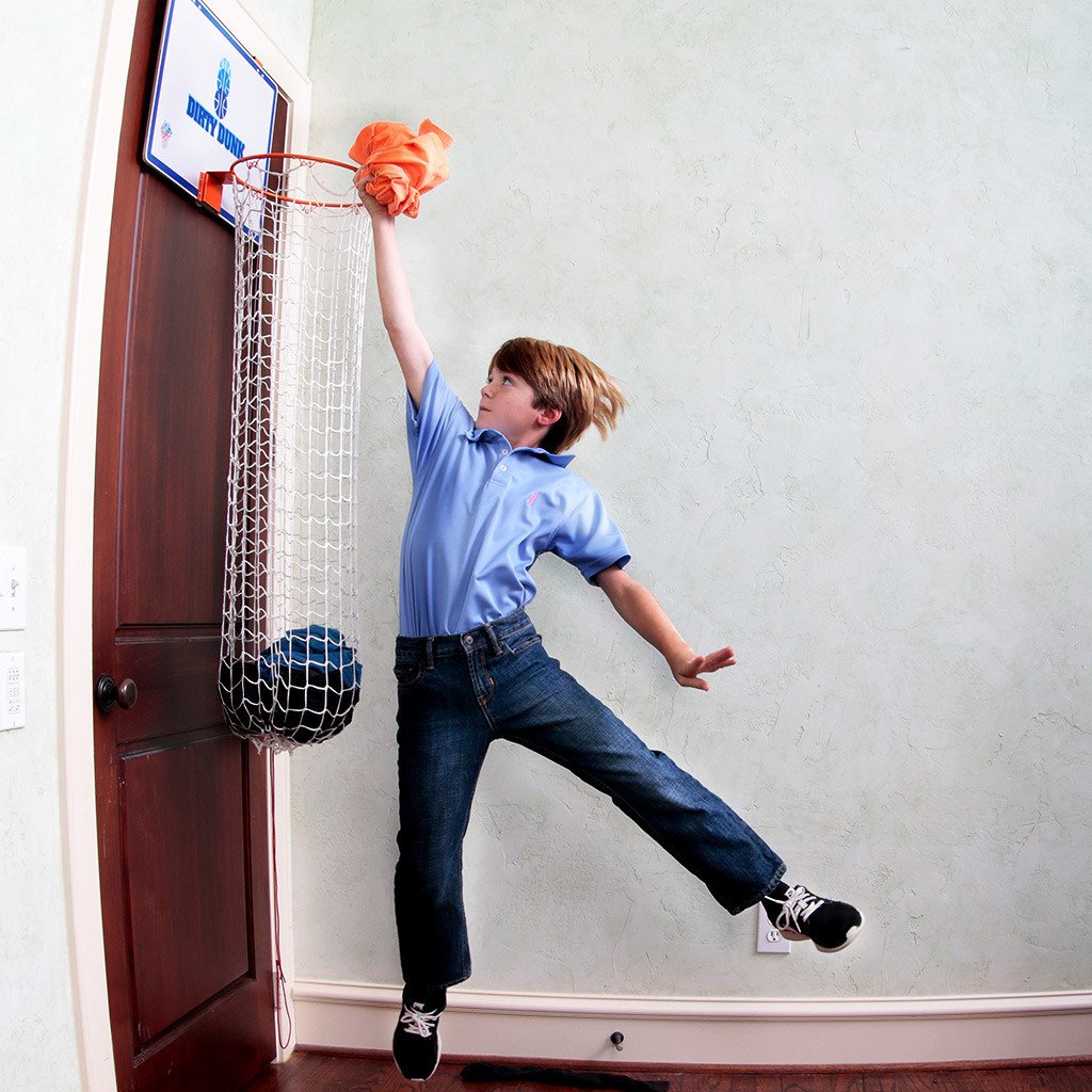 The Dunk Collection Dirty Dunk drawstring clasp enables quick, easy unloading.