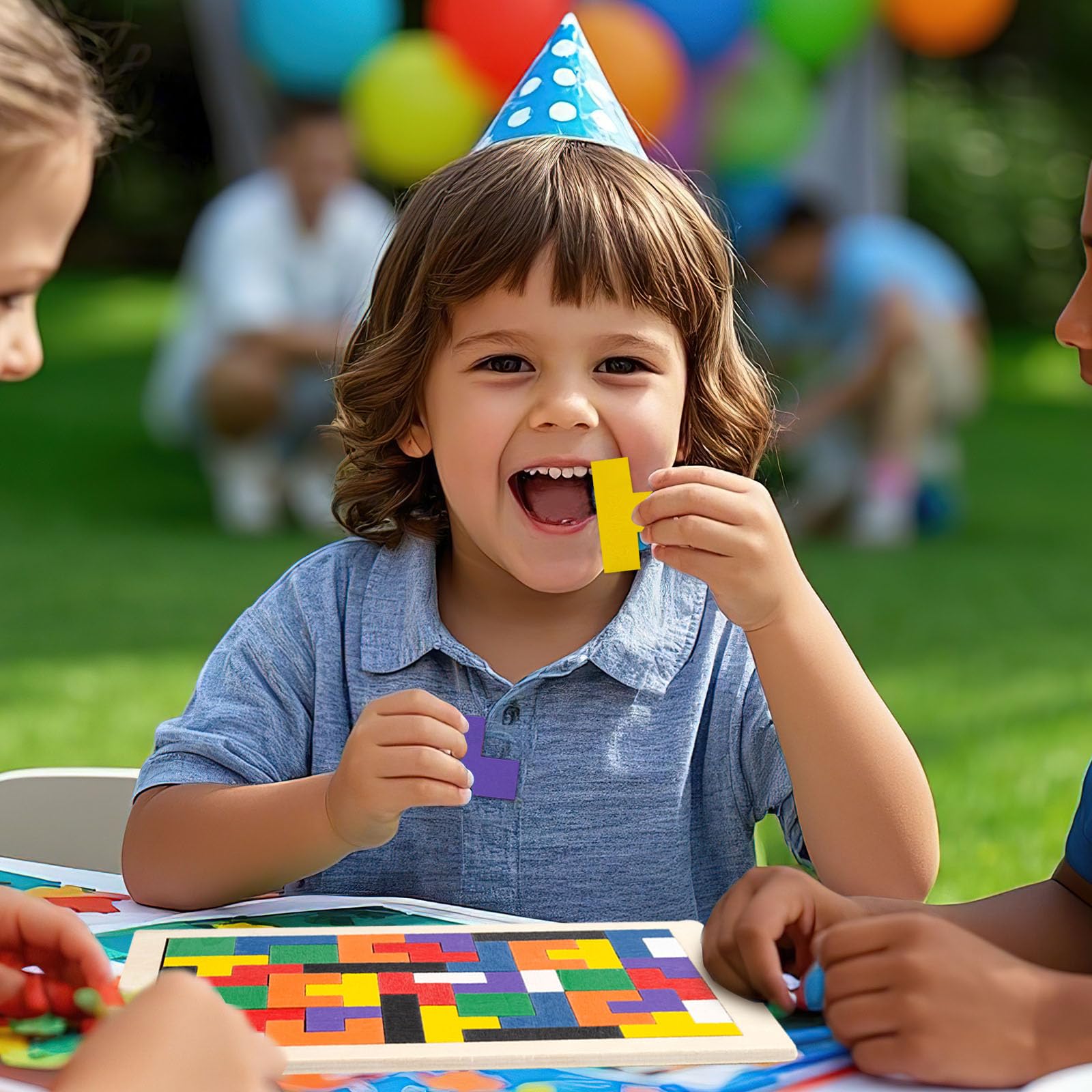 Three Otters kids playing with blocks promotes teamwork and creative problem solving
