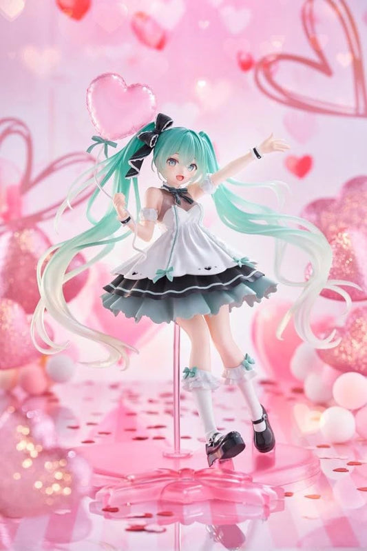 Thunder Tech Hatsune Miku Birthday 2025 AMP+ Party Ver. figure close-up of vibrant party outfit for collectors